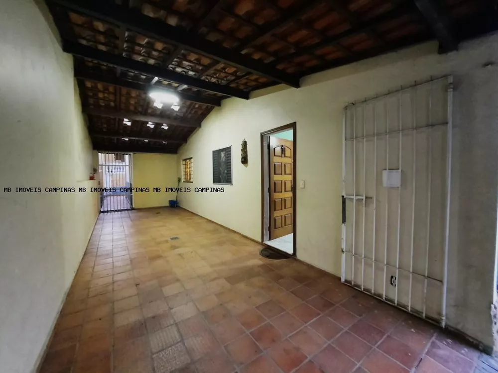 Casa à venda com 3 quartos, 330m² - Foto 3