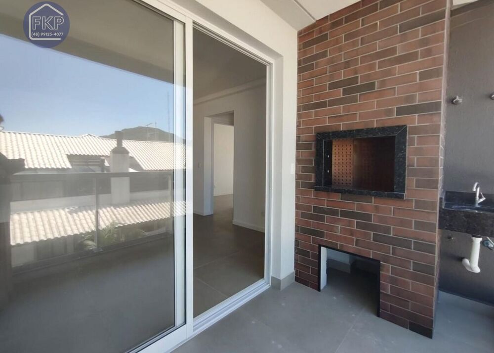 Apartamento à venda com 2 quartos, 67m² - Foto 2