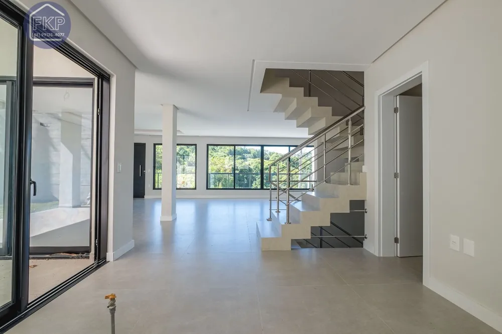 Casa, 3 quartos, 214 m² - Foto 4