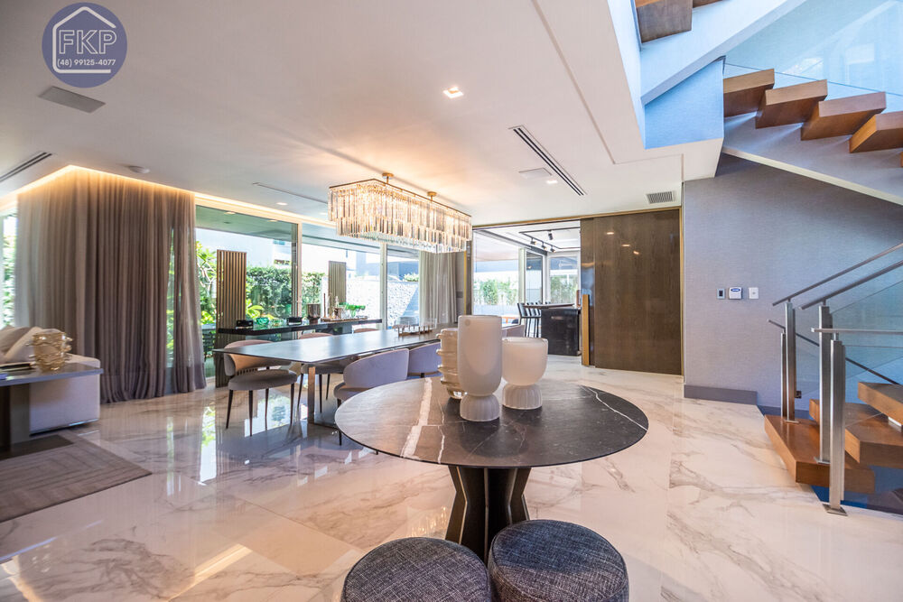 Casa, 7 quartos, 780 m² - Foto 1