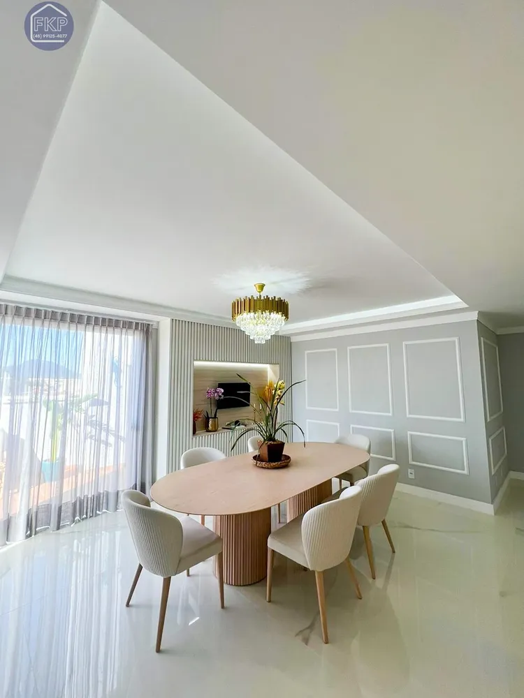 Cobertura, 3 quartos, 195 m² - Foto 3