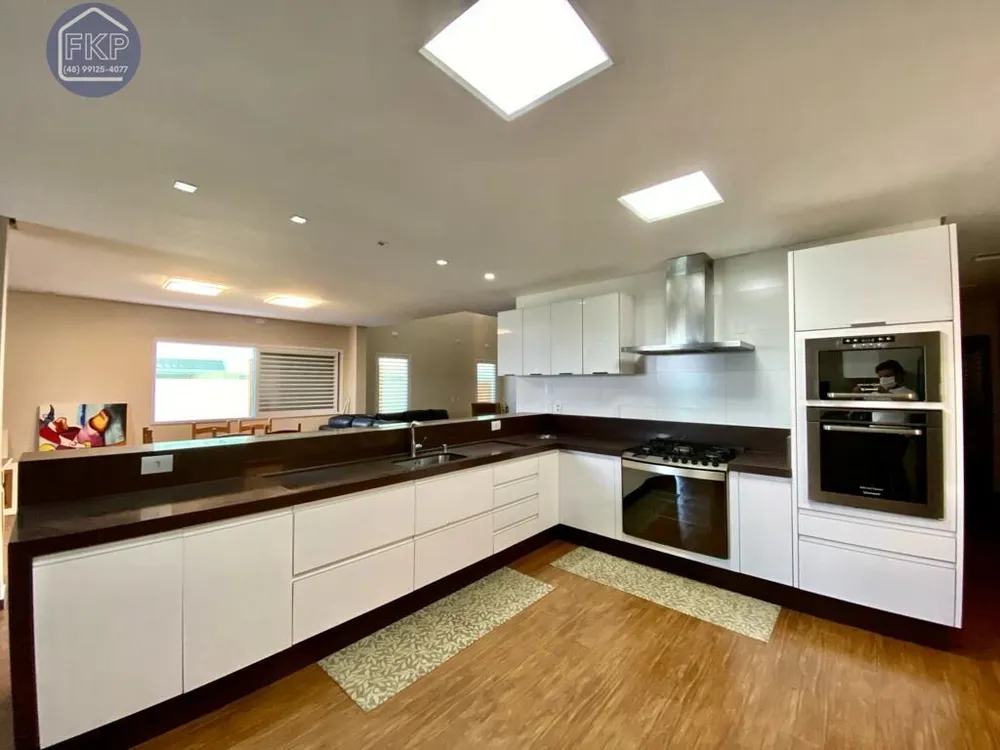 Casa, 7 quartos, 425 m² - Foto 3