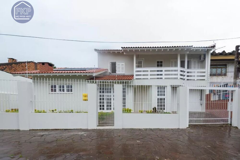 Casa à venda com 3 quartos, 266m² - Foto 36