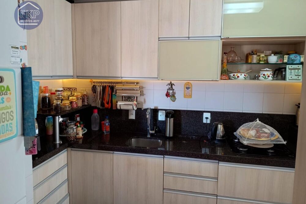 Apartamento à venda com 2 quartos, 80m² - Foto 4