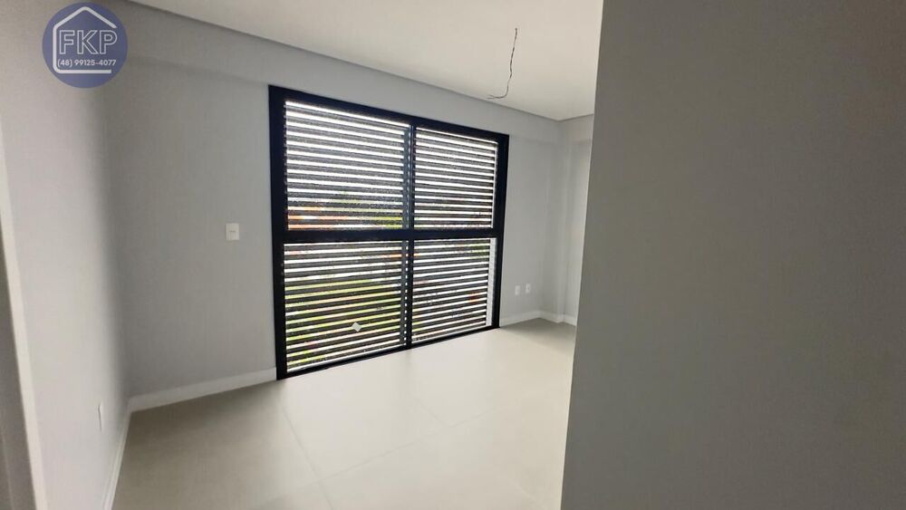 Apartamento à venda com 3 quartos, 91m² - Foto 4