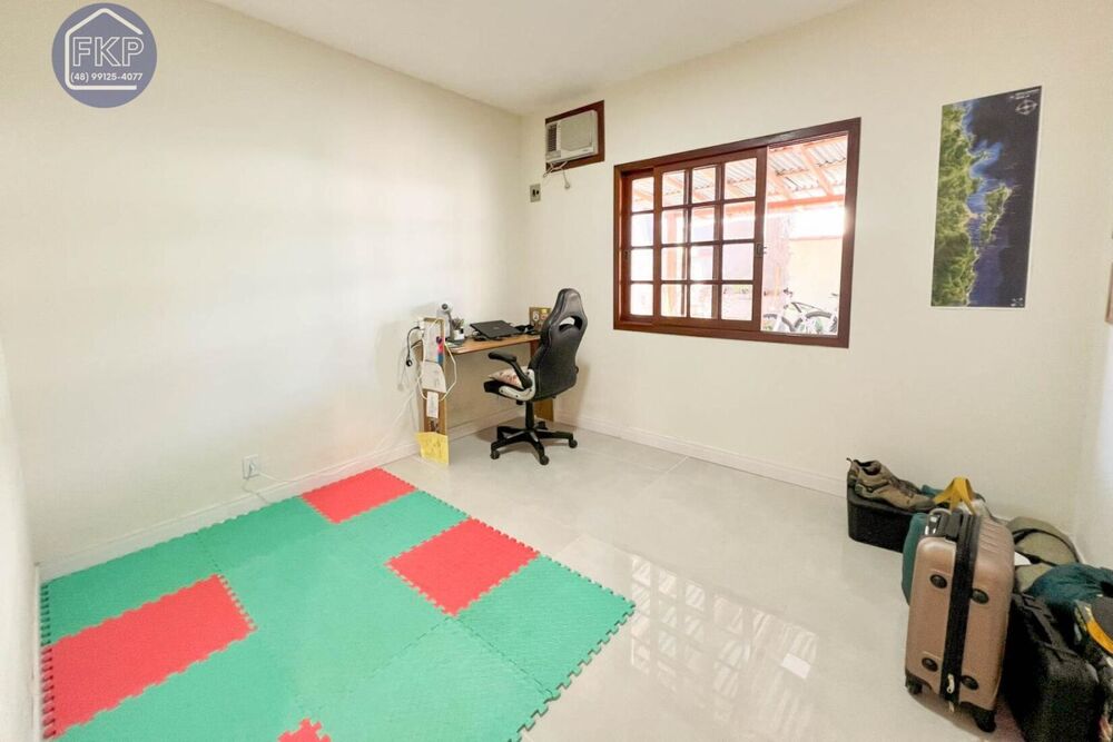 Casa à venda com 3 quartos, 170m² - Foto 13