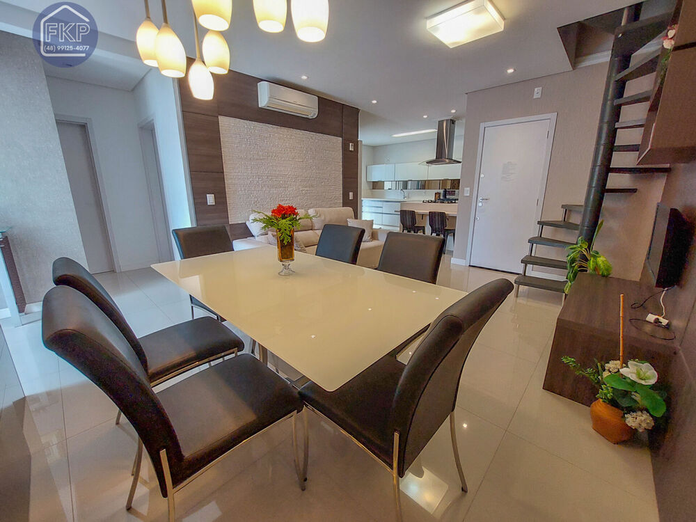Cobertura à venda com 3 quartos, 150m² - Foto 2