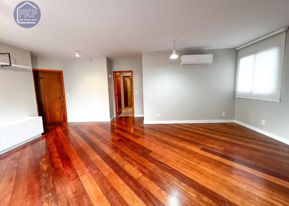 Apartamento à venda com 3 quartos, 123m² - Foto 4