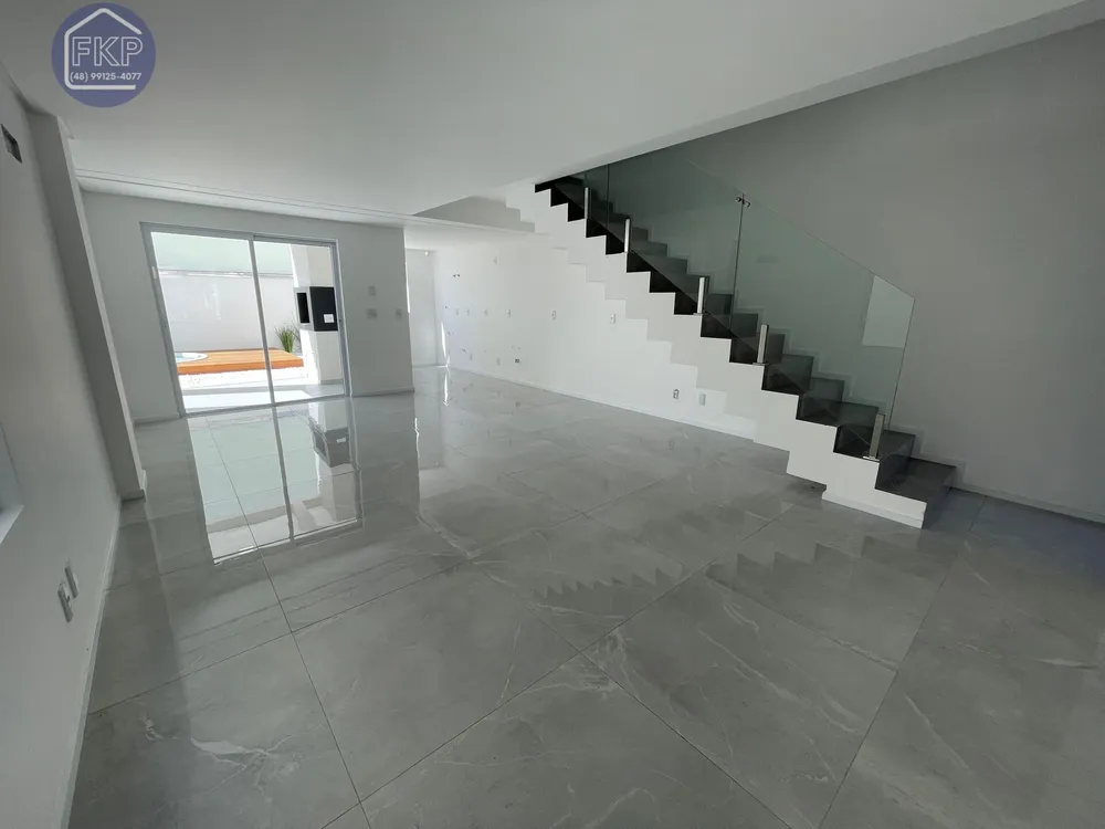 Casa, 3 quartos, 163 m² - Foto 3