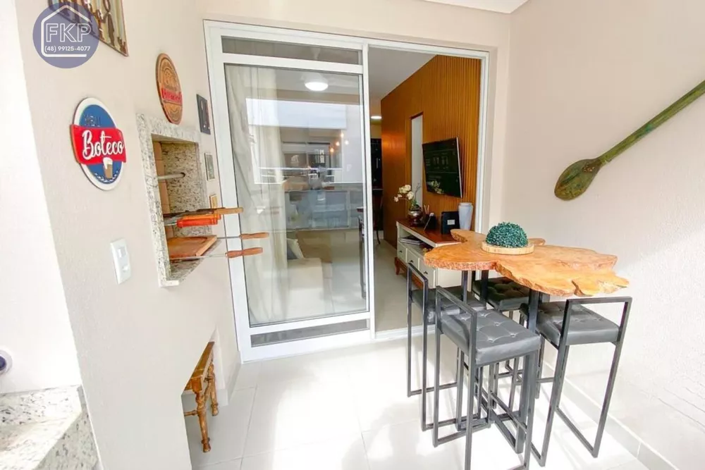 Apartamento à venda com 2 quartos, 79m² - Foto 3