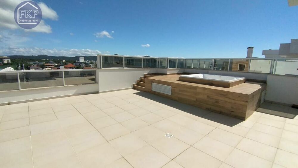 Cobertura à venda com 3 quartos, 200m² - Foto 2