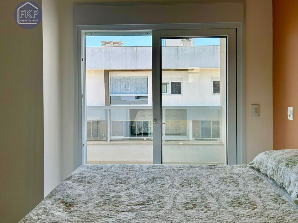 Cobertura à venda com 3 quartos, 200m² - Foto 4