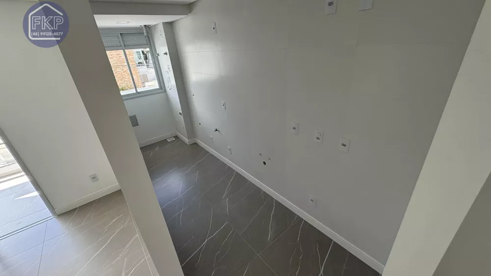 Apartamento à venda com 2 quartos, 63m² - Foto 3