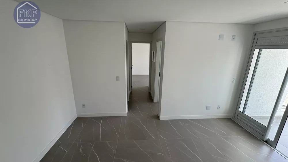 Apartamento à venda com 2 quartos, 63m² - Foto 4