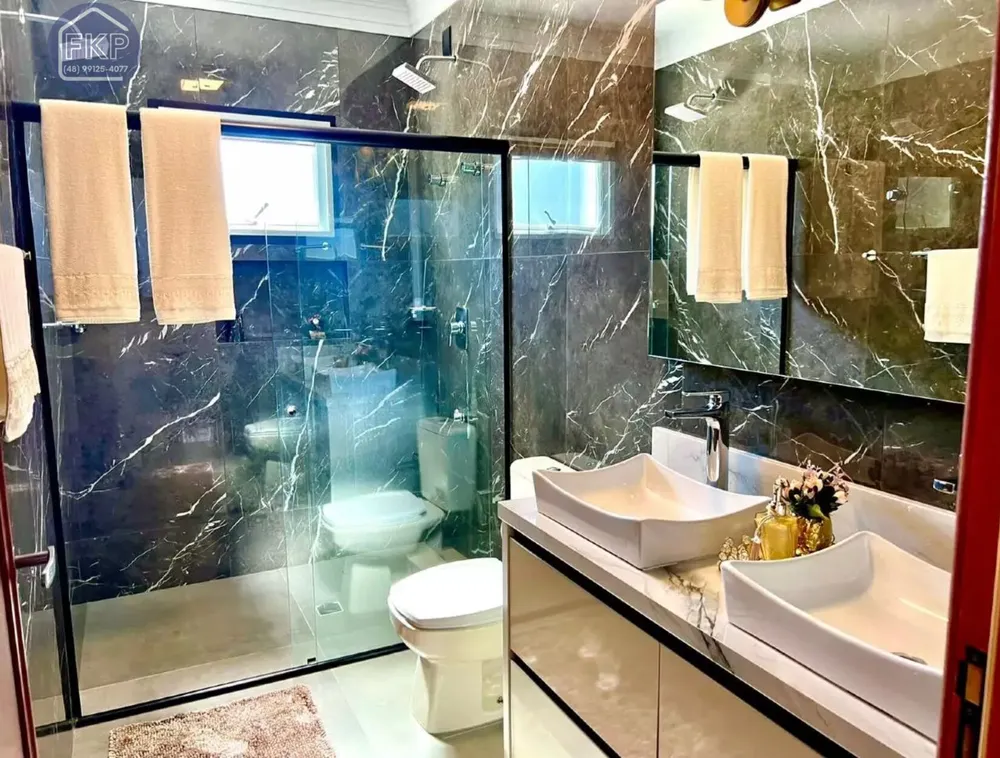 Casa, 3 quartos, 252 m² - Foto 8
