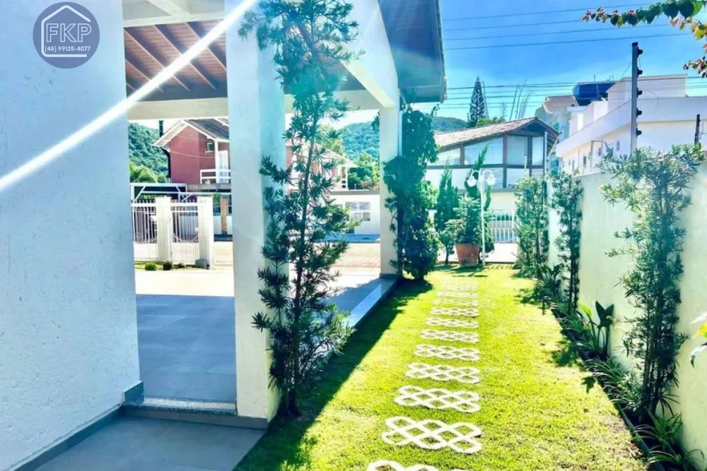 Casa, 3 quartos, 252 m² - Foto 3