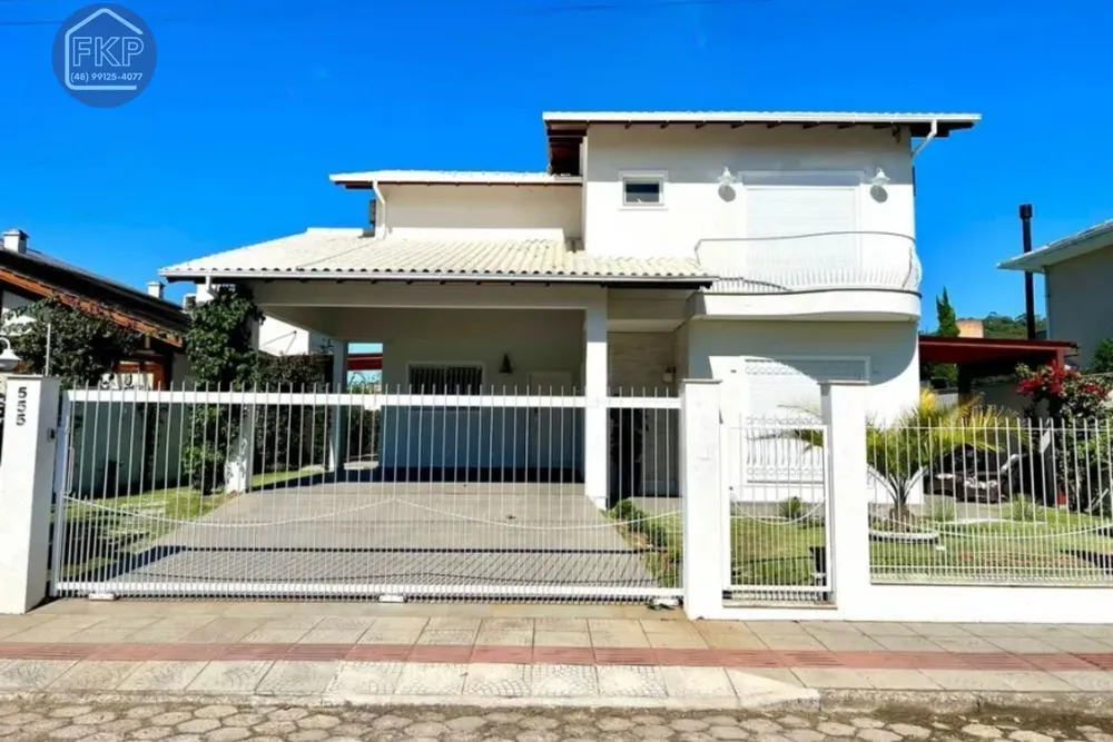 Casa, 3 quartos, 252 m² - Foto 1