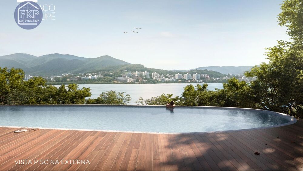 Casa à venda com 3 quartos, 326m² - Foto 4