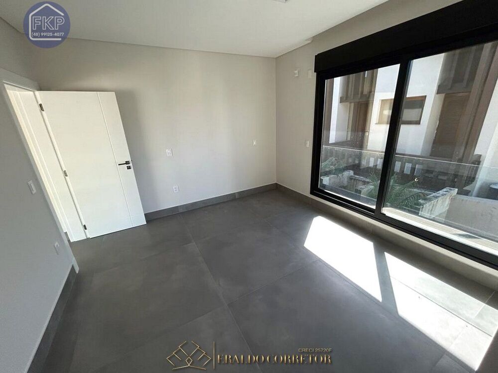 Casa à venda com 5 quartos, 542m² - Foto 9
