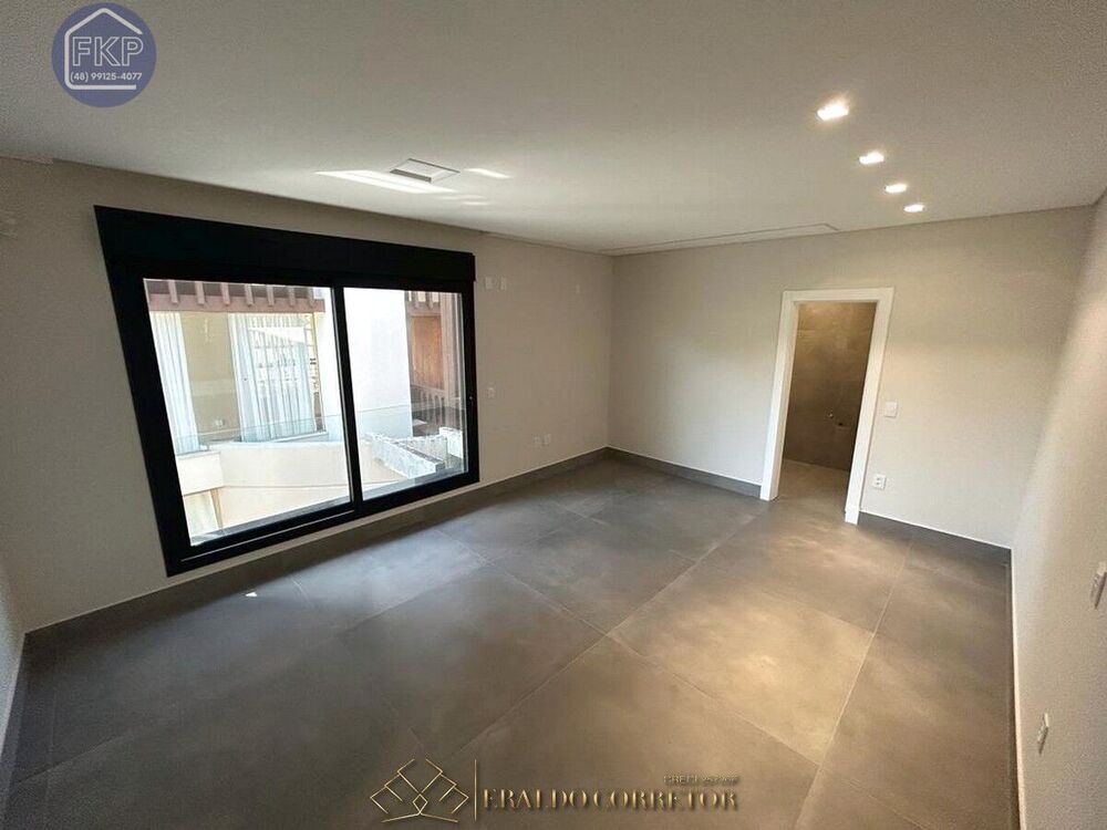 Casa à venda com 5 quartos, 542m² - Foto 11