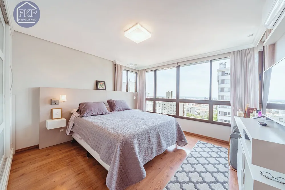 Apartamento, 3 quartos, 157 m² - Foto 2