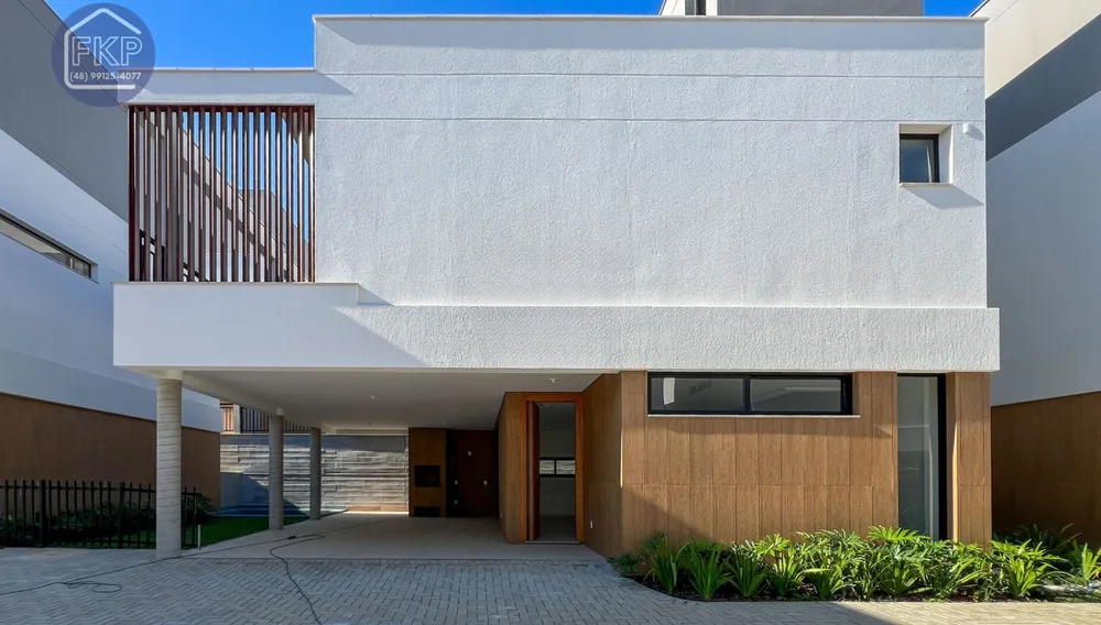 Casa, 3 quartos, 241 m² - Foto 2