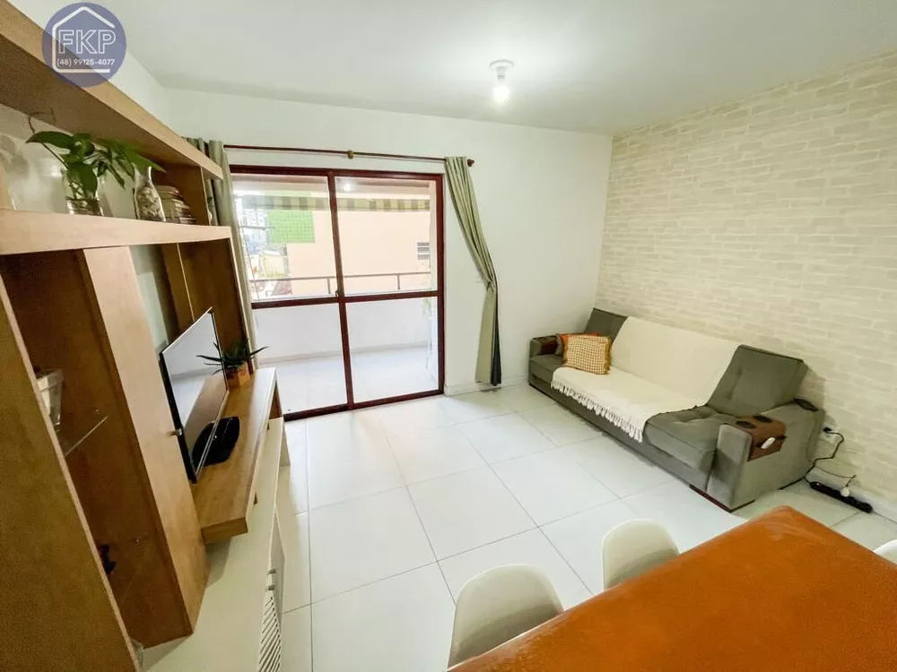 Apartamento à venda com 2 quartos, 75m² - Foto 1