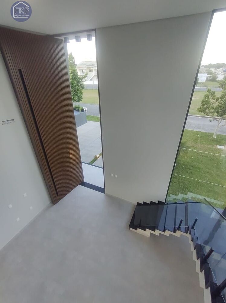 Casa à venda com 4 quartos, 350m² - Foto 4
