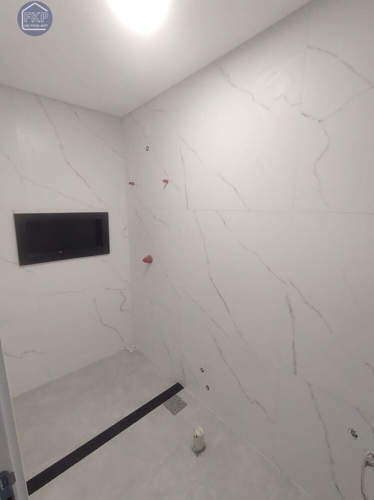 Casa à venda com 4 quartos, 350m² - Foto 7