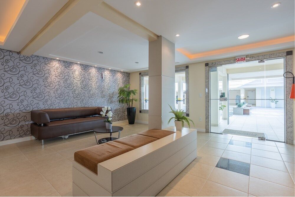 Apartamento à venda com 3 quartos, 92m² - Foto 2