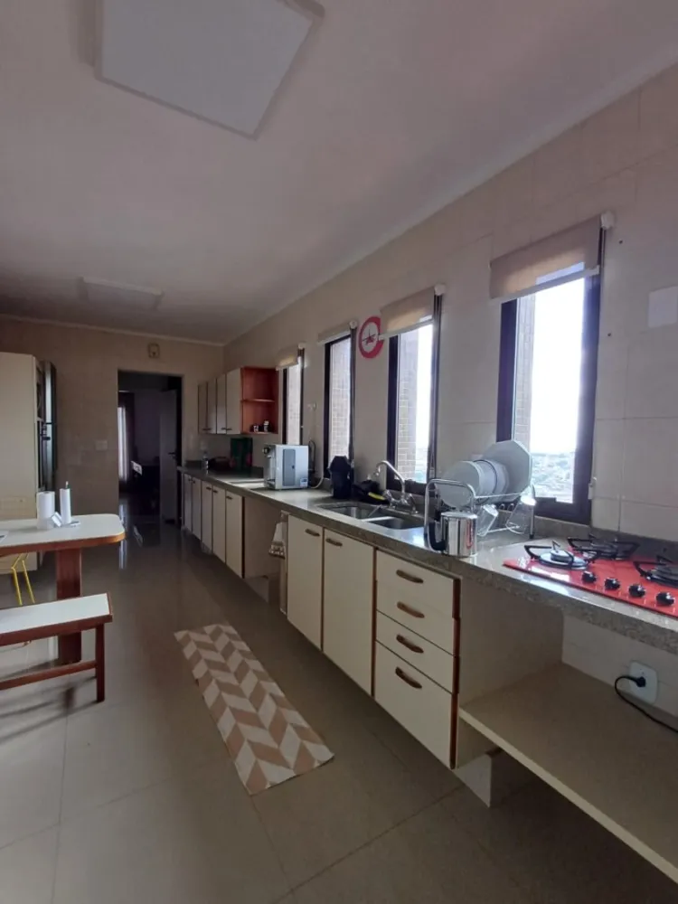Apartamento, 3 quartos, 192 m² - Foto 4