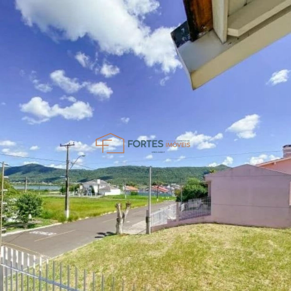 Casa à venda com 3 quartos, 220m² - Foto 4