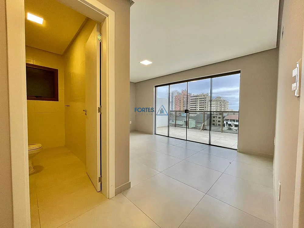 Cobertura, 3 quartos, 235 m² - Foto 9