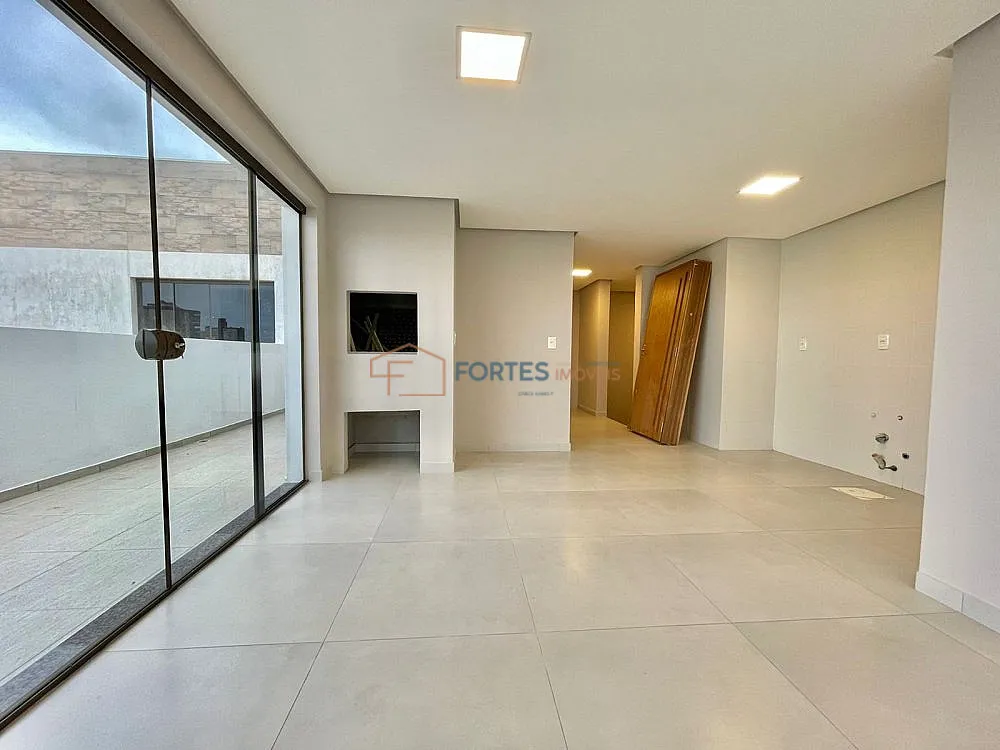 Cobertura, 3 quartos, 235 m² - Foto 2