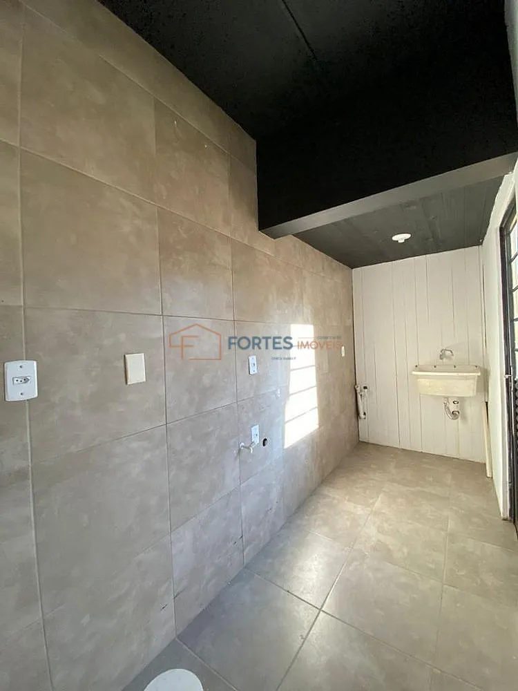 Casa, 2 quartos, 1427 m² - Foto 8