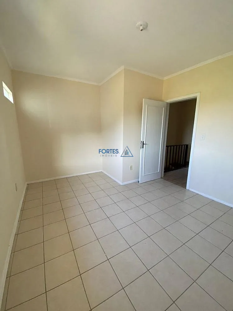 Casa, 2 quartos, 1427 m² - Foto 15
