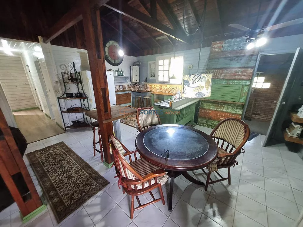 Casa, 3 quartos, 1427 m² - Foto 15