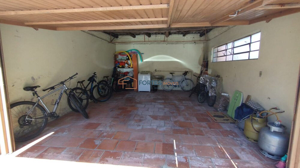 Sobrado à venda com 6 quartos, 81m² - Foto 18