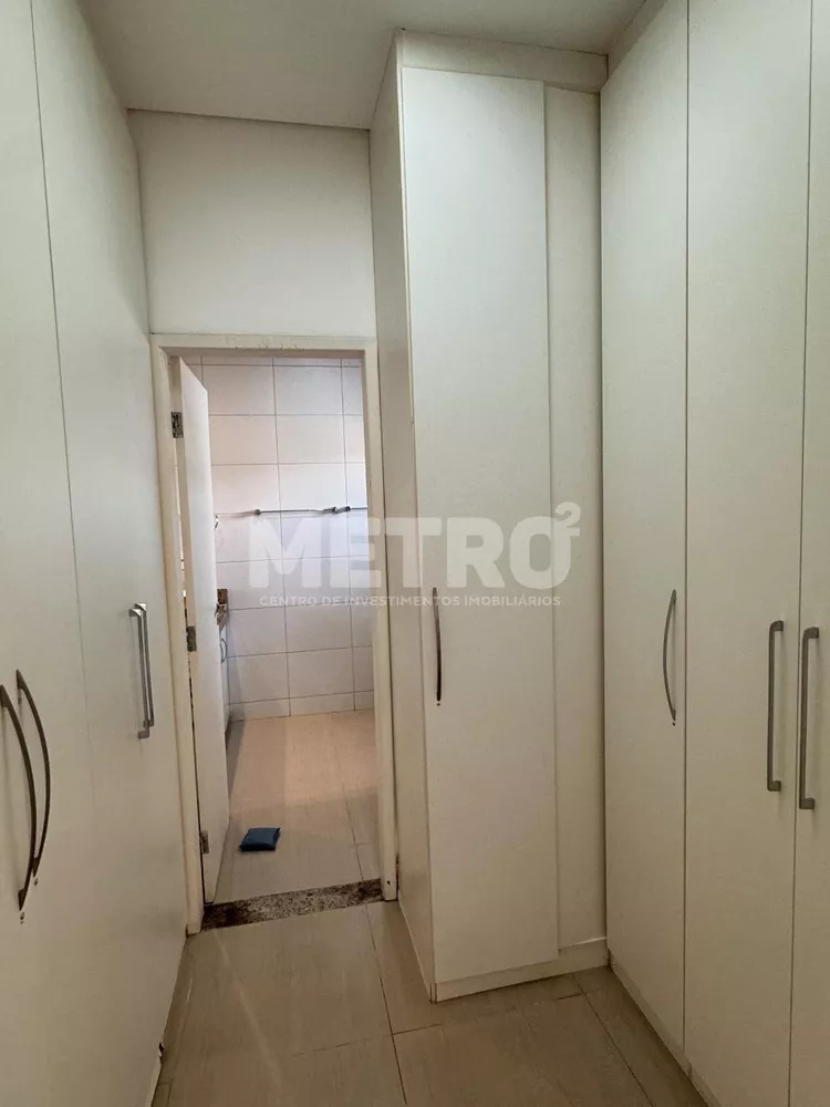 Casa para alugar com 2 quartos, 245m² - Foto 5