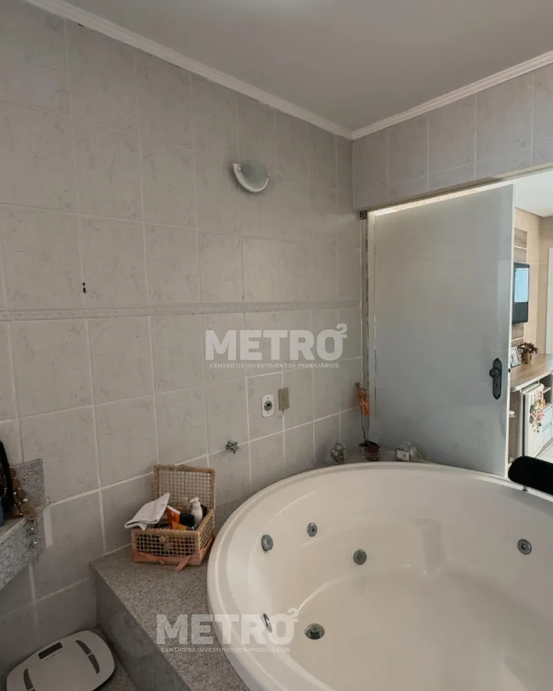 Casa, 1 quarto, 332 m² - Foto 2