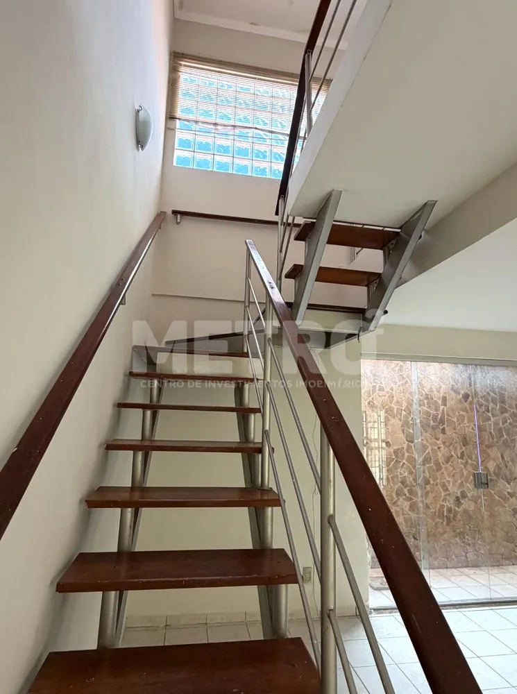 Casa, 3 quartos, 300 m² - Foto 3