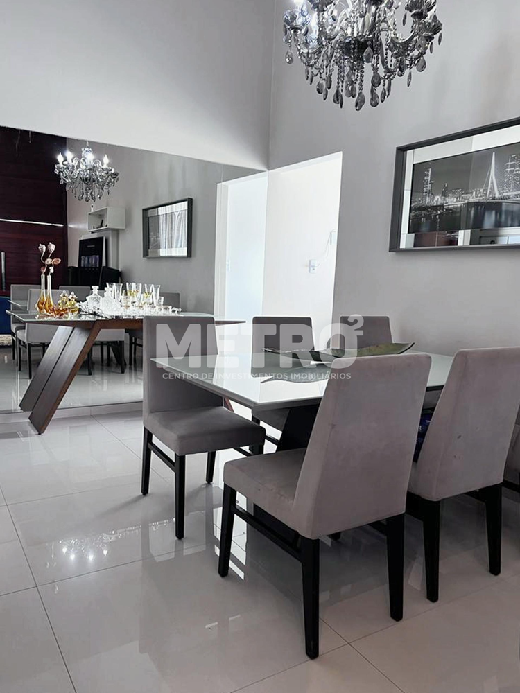 Casa de Condomínio à venda com 2 quartos, 150m² - Foto 1