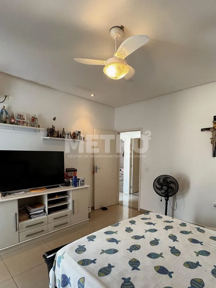 Casa, 2 quartos, 245 m² - Foto 1