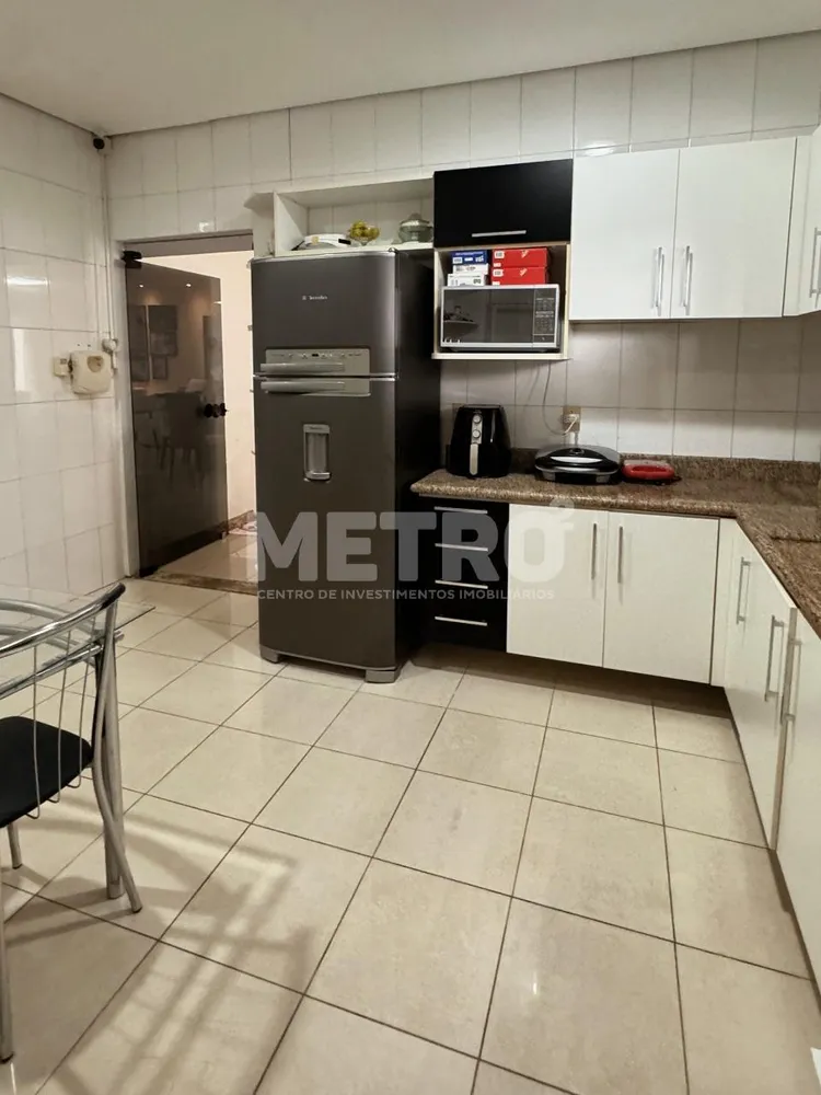 Casa, 2 quartos, 245 m² - Foto 6