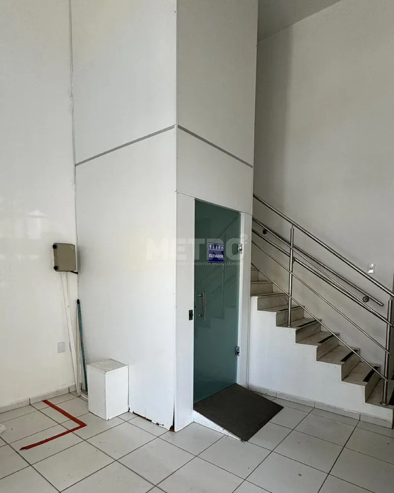 Loja-Salão, 180 m² - Foto 1