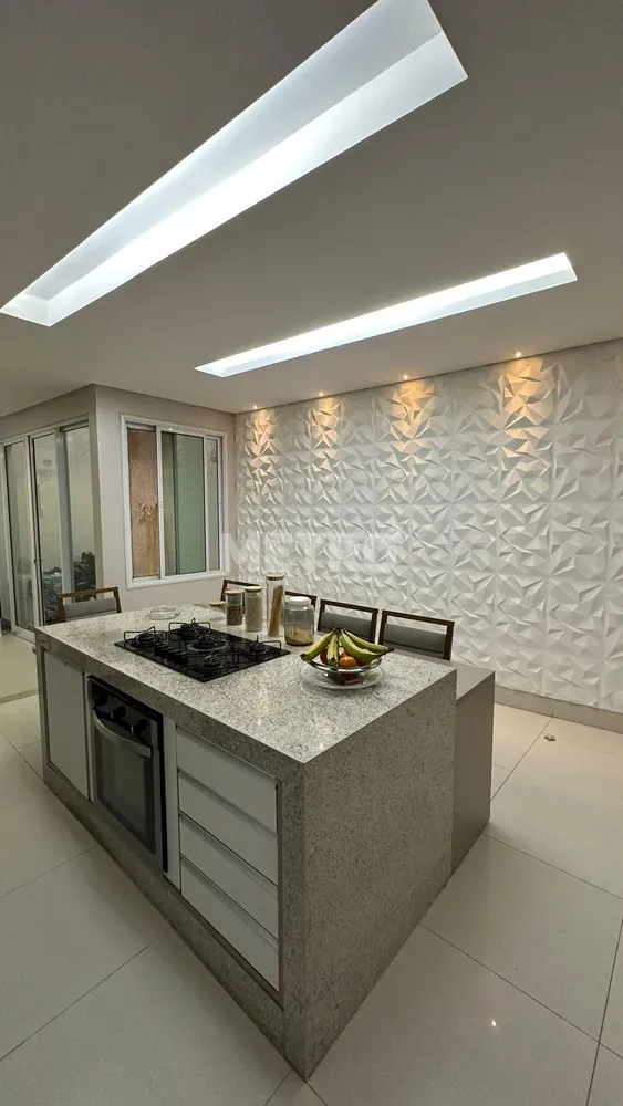 Casa, 1 quarto, 220 m² - Foto 3