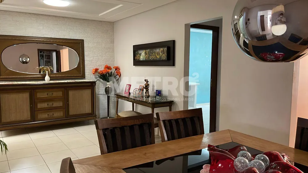 Casa, 3 quartos, 450 m² - Foto 2