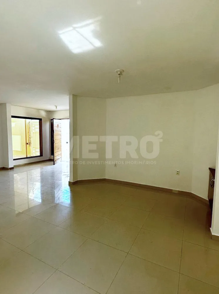Casa, 2 quartos, 210 m² - Foto 2