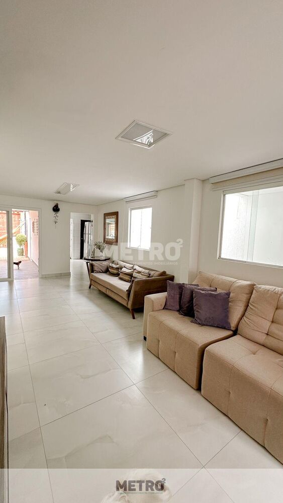 Casa, 3 quartos, 250 m² - Foto 25