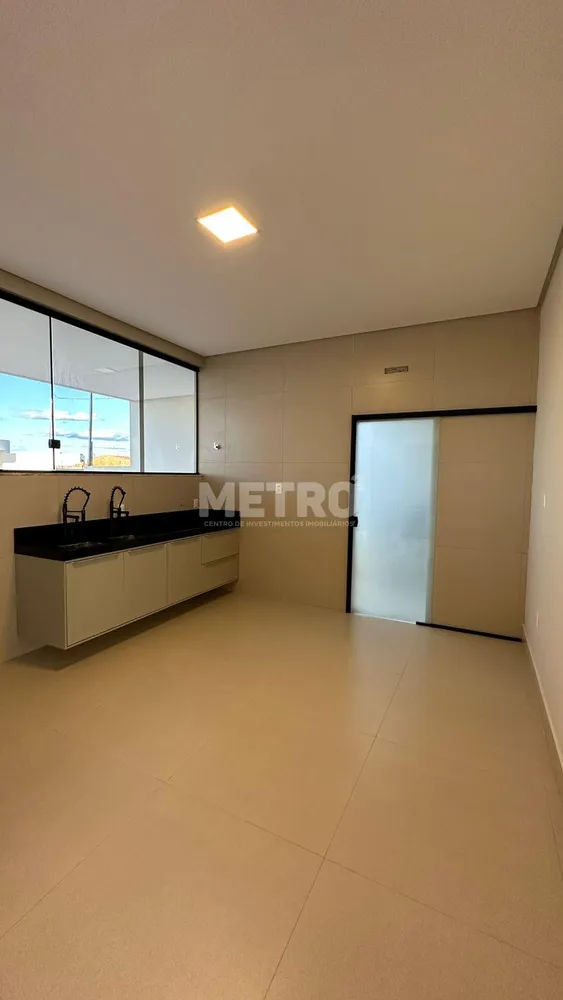 Casa, 3 quartos, 170 m² - Foto 2